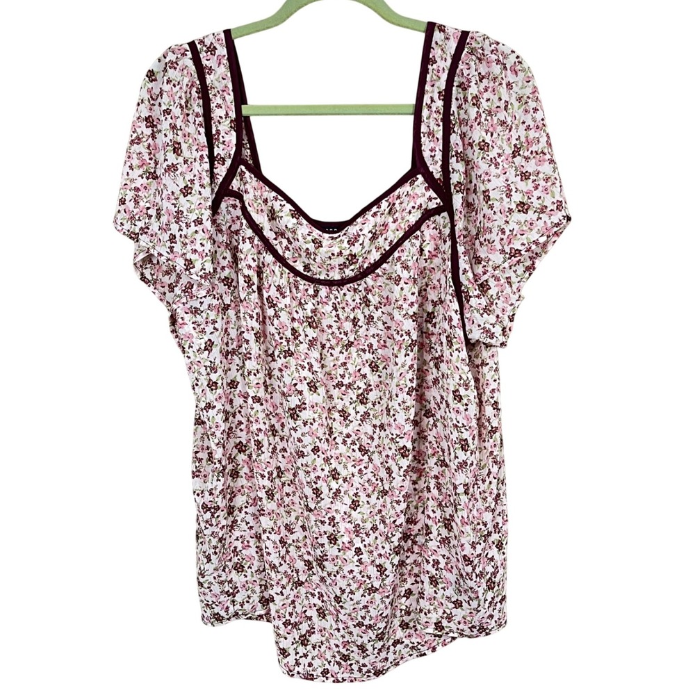 Torrid Crinkle Chiffon Flutter Sleeve Ditsy Floral Top Size 2X NEW‎